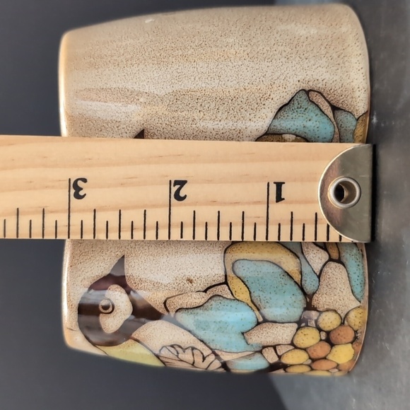 Colorful Ceramic Bird Salt/ Pepper Shakers. - Picture 8 of 8